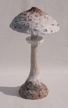 Lepiote élevée, statuette champignon coulemelle